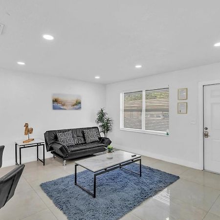 2 Bdrm Modern House Mins From Beach & Casino Hb1 哈兰代尔海滩 外观 照片